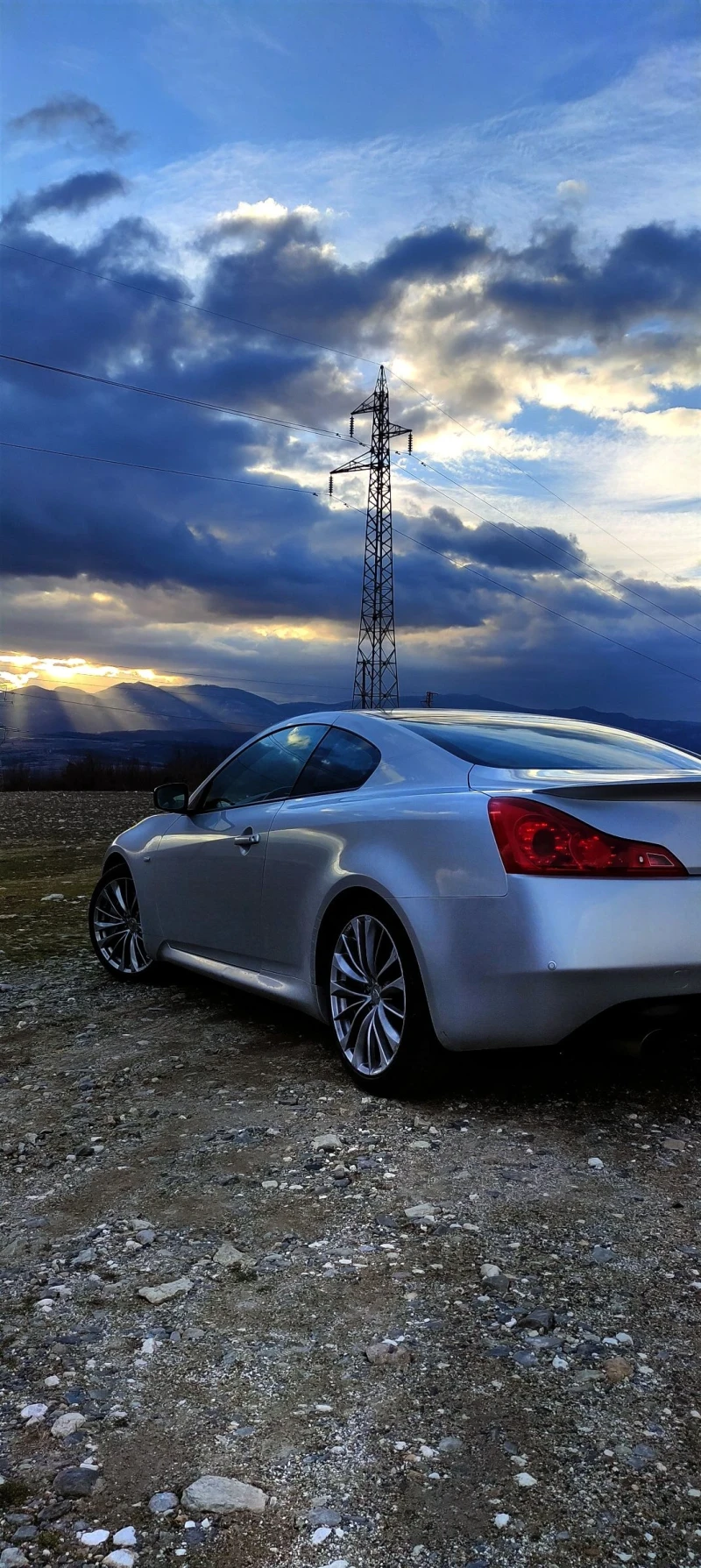 Infiniti G37, снимка 8 - Автомобили и джипове - 48430749