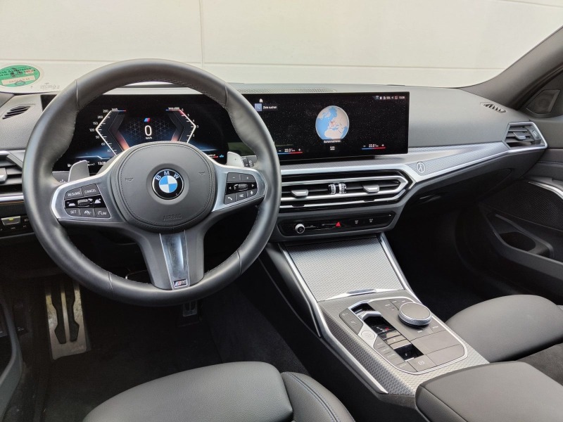 BMW 330 d xDrive Touring = M-Sport= Distronic Гаранция, снимка 5 - Автомобили и джипове - 45765456