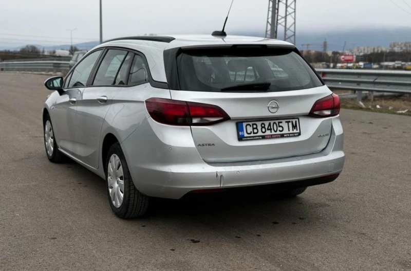 Opel Astra, снимка 5 - Автомобили и джипове - 47404045