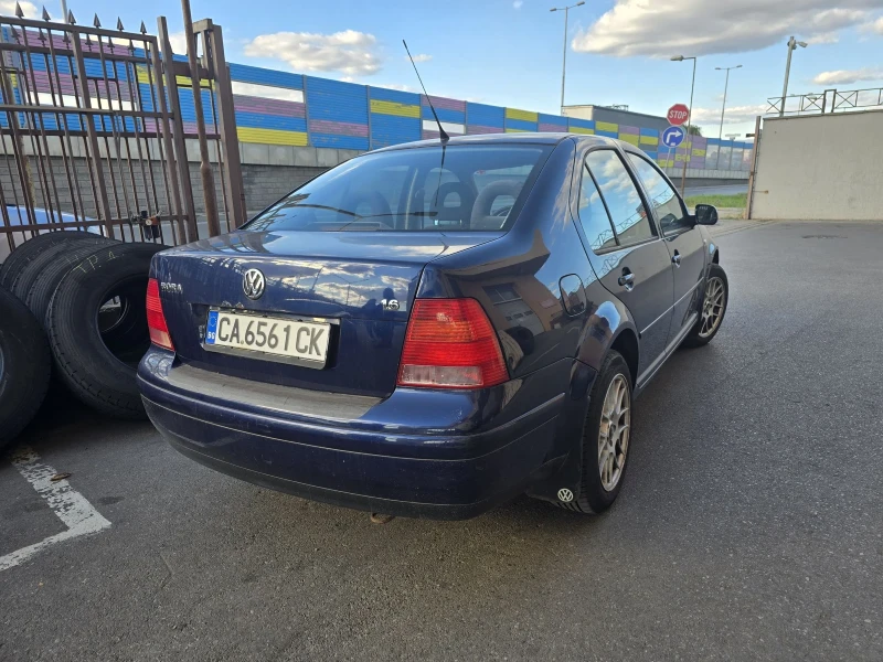 VW Bora 1.6 , снимка 3 - Автомобили и джипове - 47582019