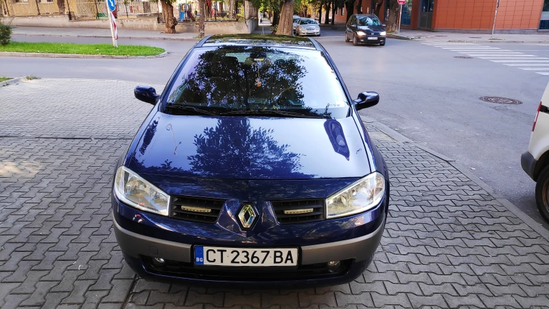 Renault Megane II, снимка 2 - Автомобили и джипове - 47624330