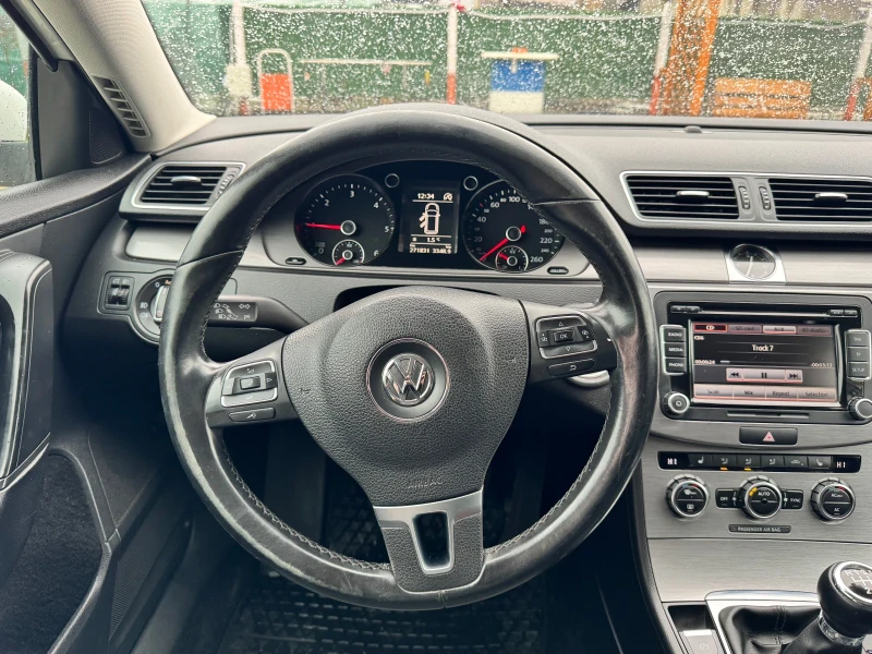 VW Passat 2.0TDI 4MOTION, снимка 10 - Автомобили и джипове - 48650508