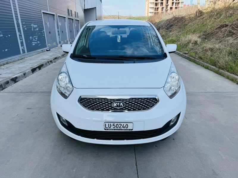 Kia Venga 1.6i Swiss, снимка 3 - Автомобили и джипове - 48906054