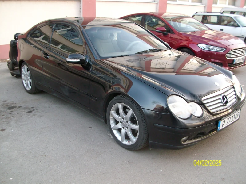 Mercedes-Benz C 220, снимка 13 - Автомобили и джипове - 48984856