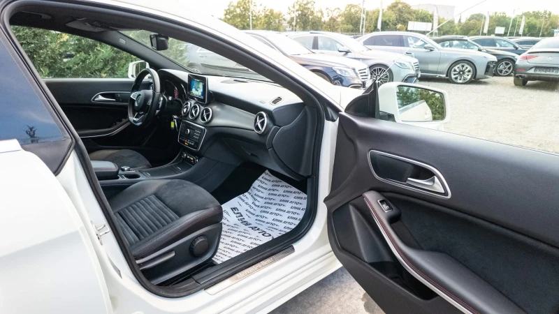 Mercedes-Benz CLA 220 D EDITION 1 FULL AMG LINE АЛКАНТАРА ЛИЗИНГ 100%, снимка 13 - Автомобили и джипове - 51648561