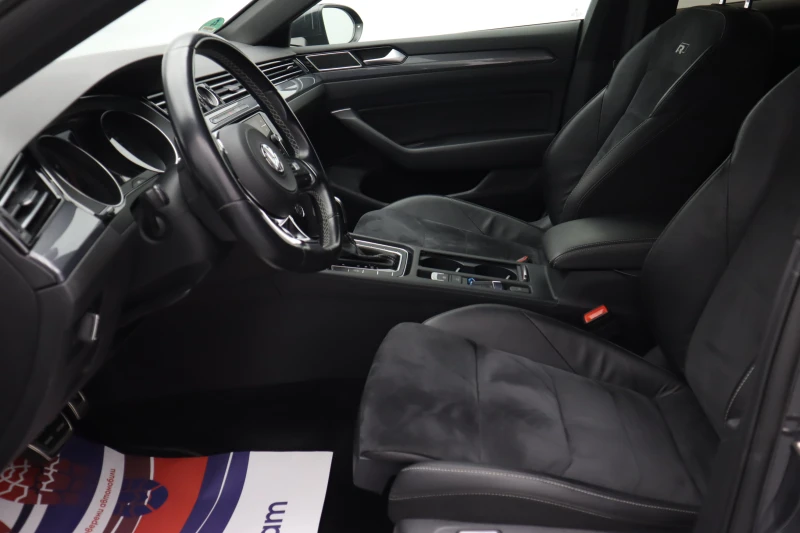 VW Arteon R Line / 2.0 / DISTRONIC /   , снимка 9 - Автомобили и джипове - 52329459