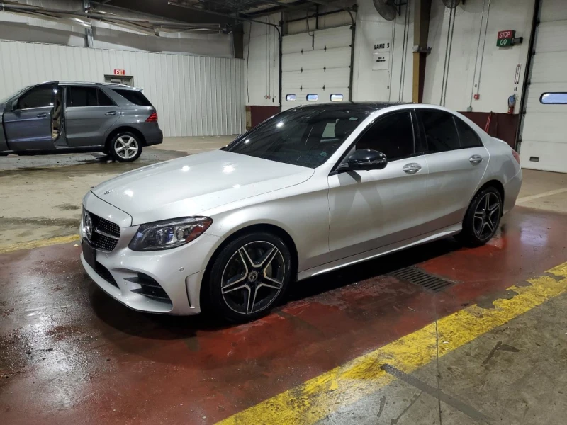 Mercedes-Benz C 300 4MATIC * NAVI * LED * CAMERA * BURMESTER * ПОДГРЕВ, снимка 3 - Автомобили и джипове - 52936391