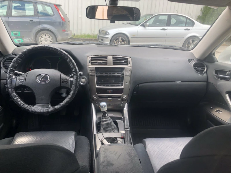 Lexus IS 220d, снимка 6 - Автомобили и джипове - 52707180