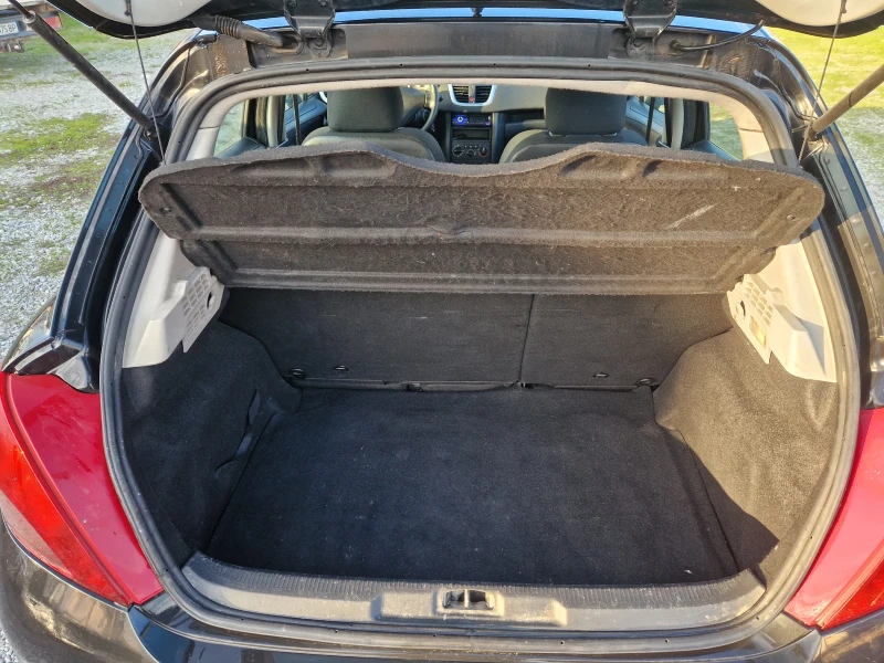 Peugeot 207 1.4HDI, 68кс, 08г, 5вр, Италия , снимка 14 - Автомобили и джипове - 52849189