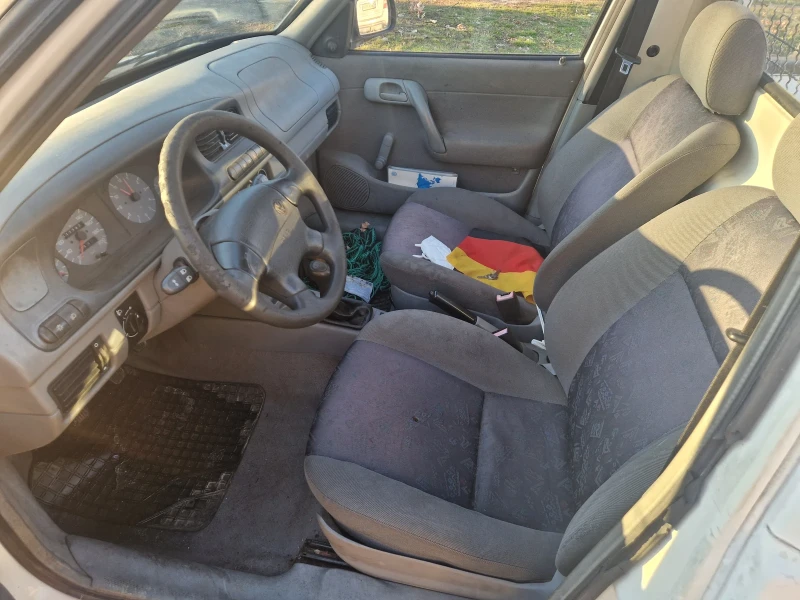 VW Caddy 1.9sdi, снимка 6 - Автомобили и джипове - 52929260