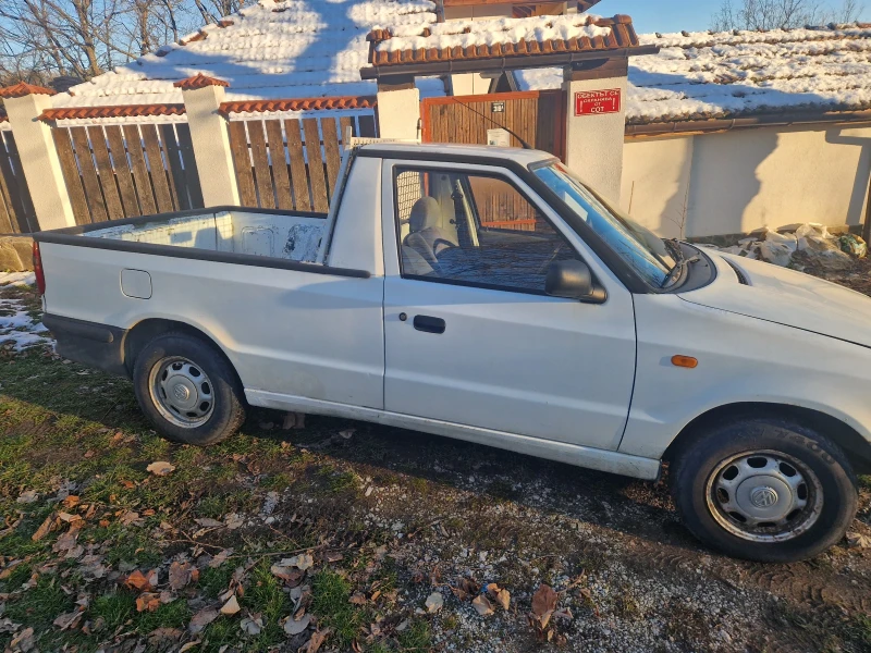 VW Caddy 1.9sdi, снимка 4 - Автомобили и джипове - 52929260