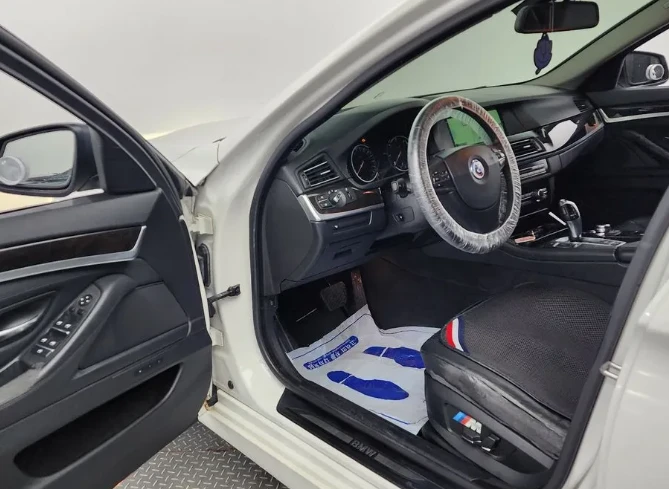 BMW 525 d - изображение 9