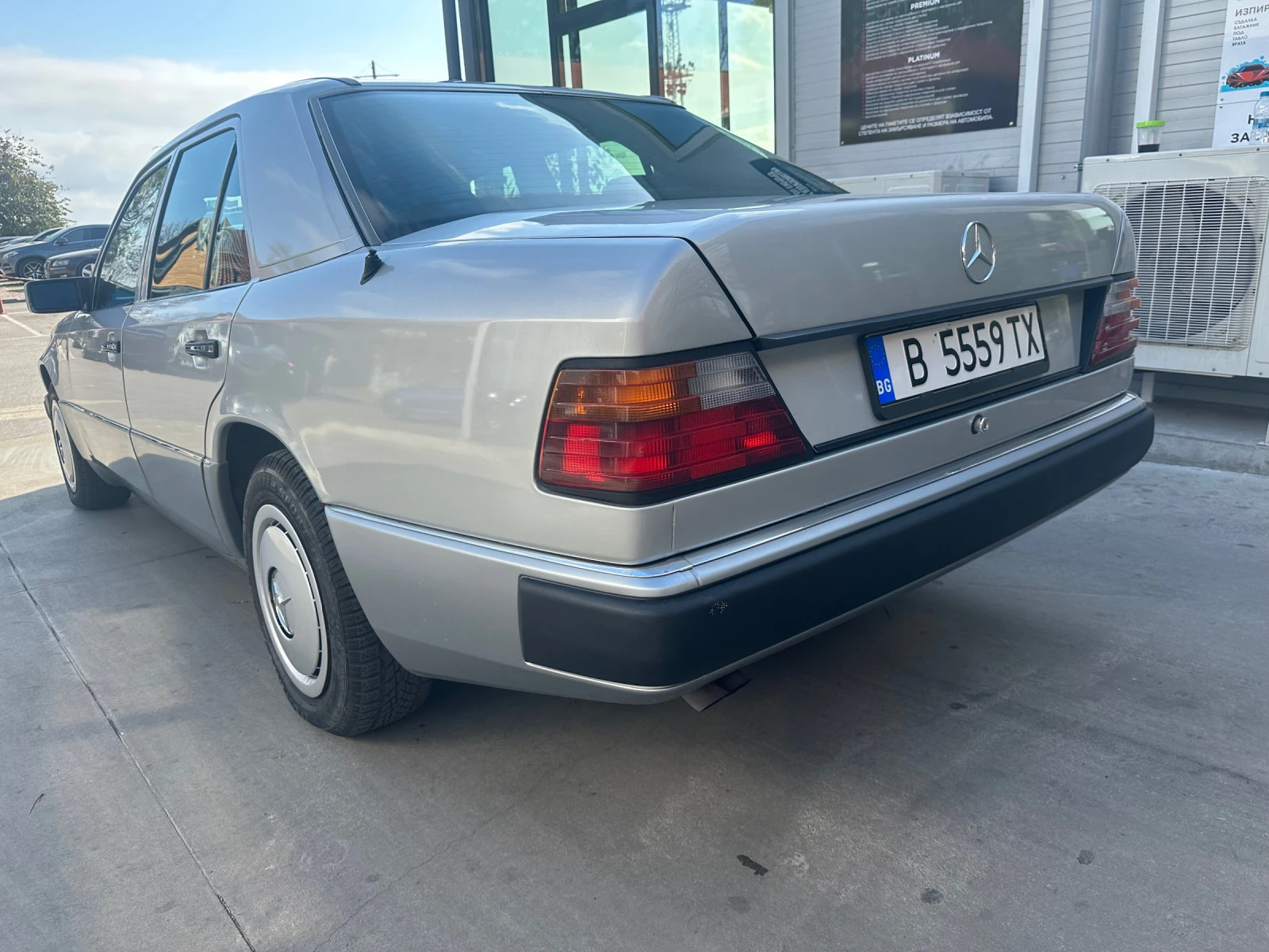 Mercedes-Benz 124 300д - изображение 4