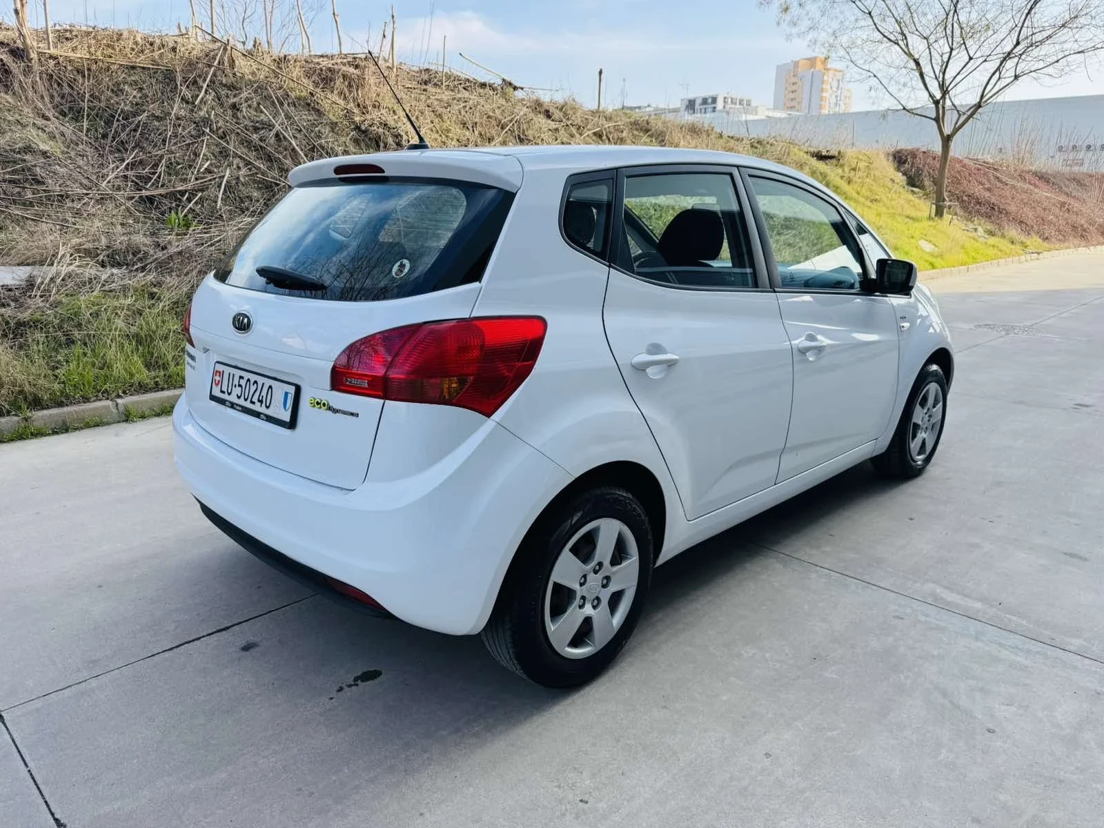 Kia Venga 1.6i Swiss - изображение 5