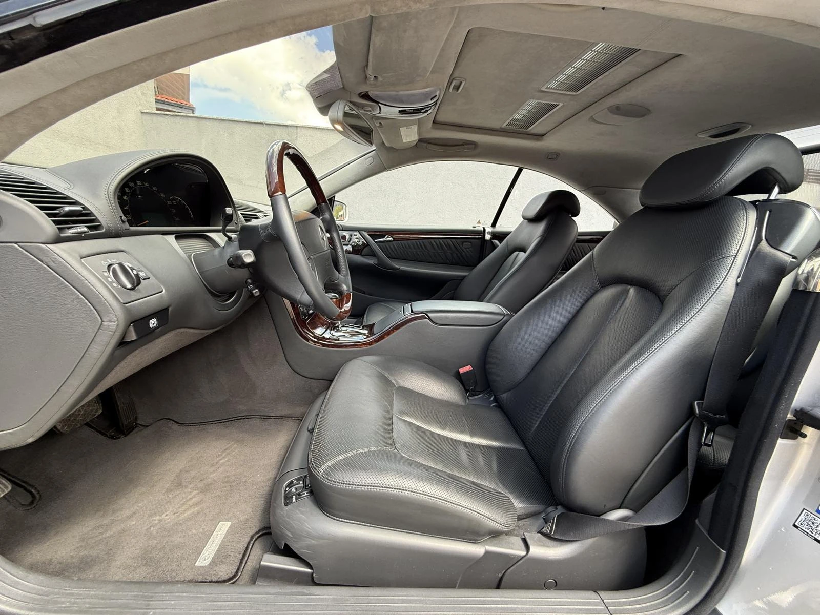 Mercedes-Benz CL 600 V12 - изображение 9