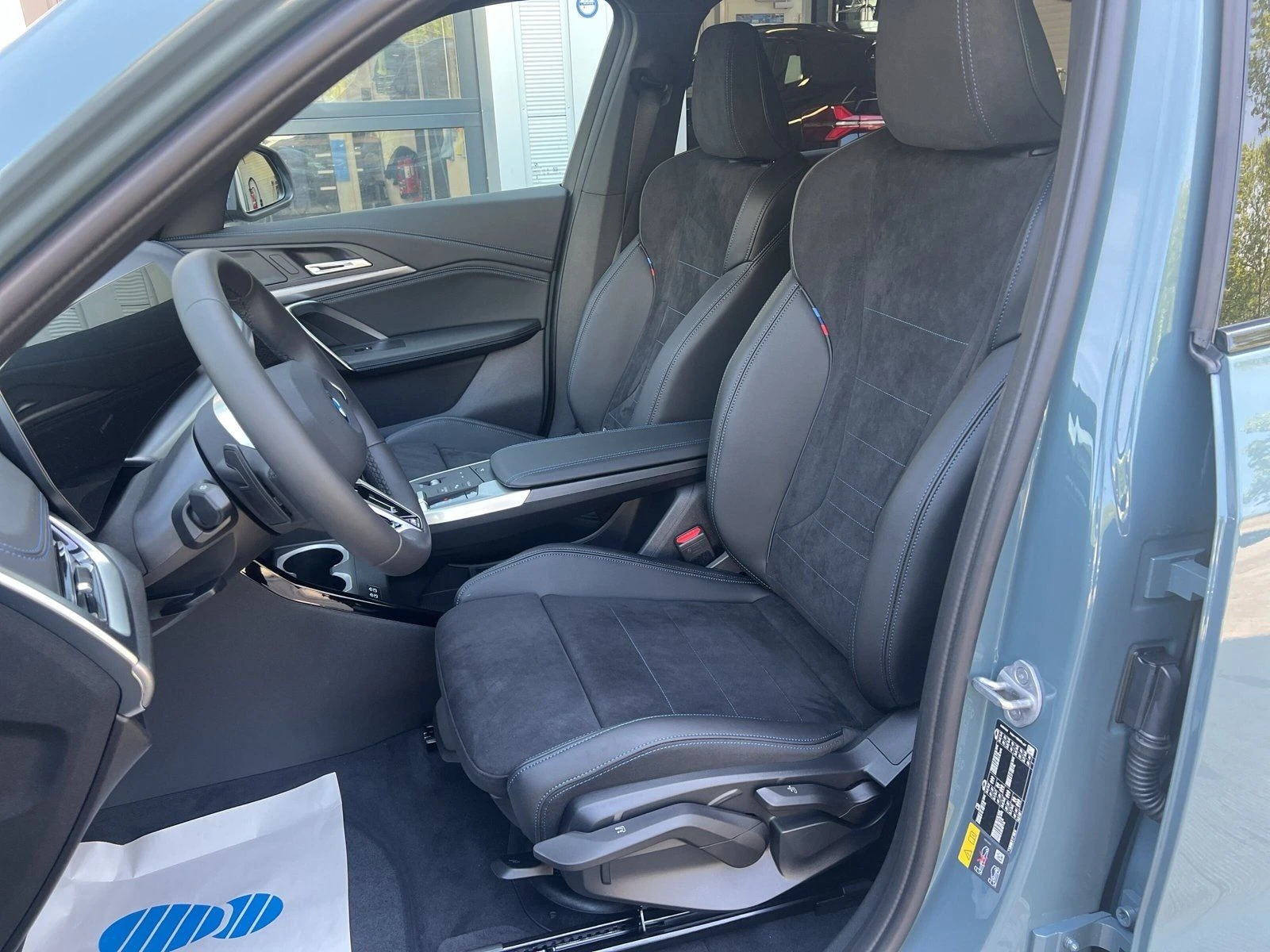 BMW iX1 eDRIVE20/M-SPACKET/204HP/LED/AMBI/KLESS/4X4/122f | Mobile.bg   11