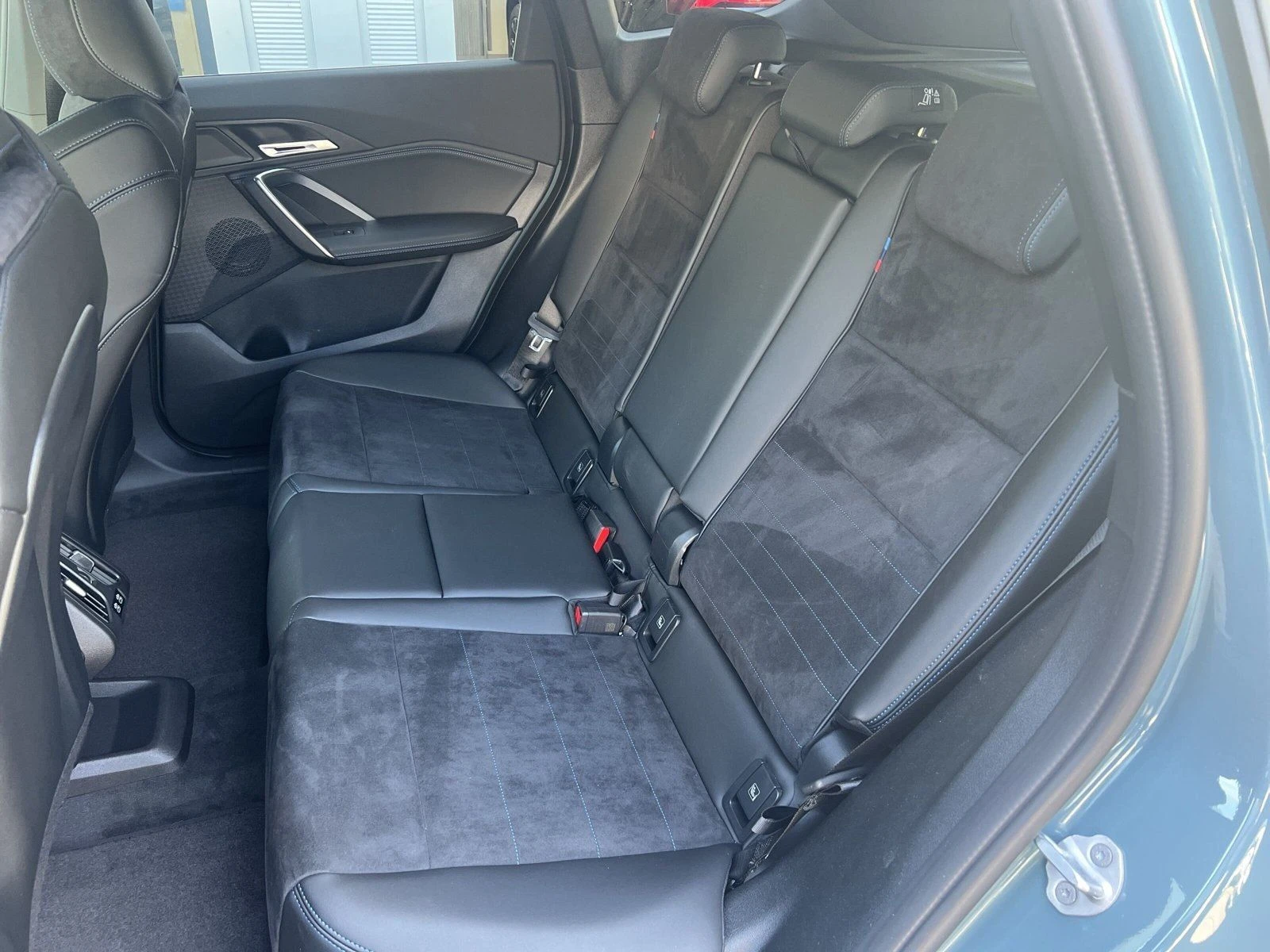 BMW iX1 eDRIVE20/M-SPACKET/204HP/LED/AMBI/KLESS/4X4/122f | Mobile.bg   12