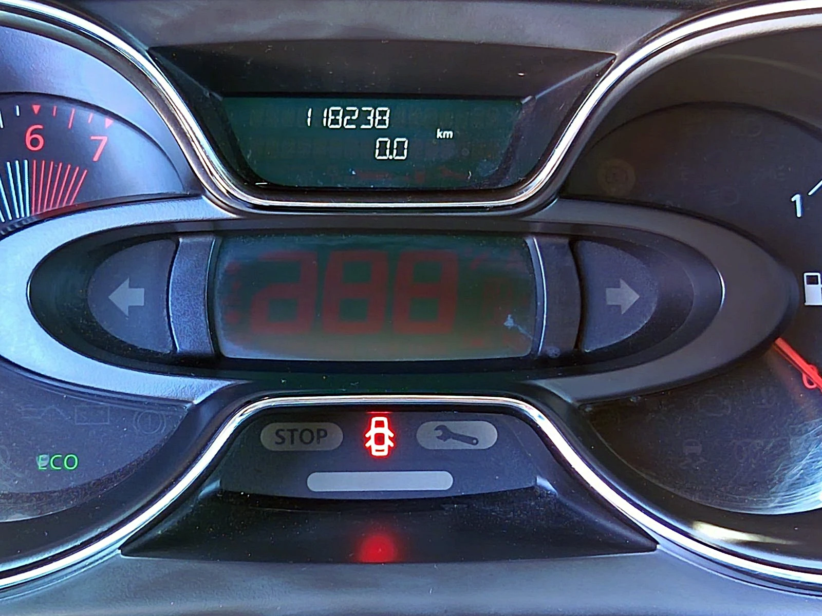 Renault Captur INTENS AUTOMATIC | Mobile.bg — изображение 14