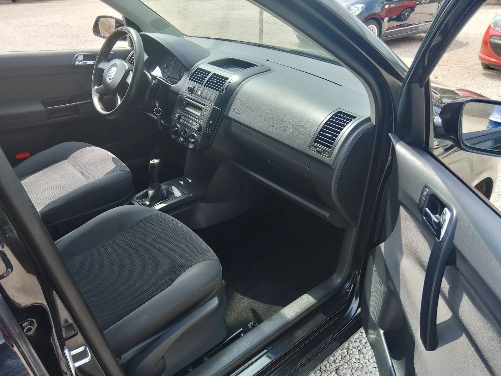 VW Polo  - изображение 9