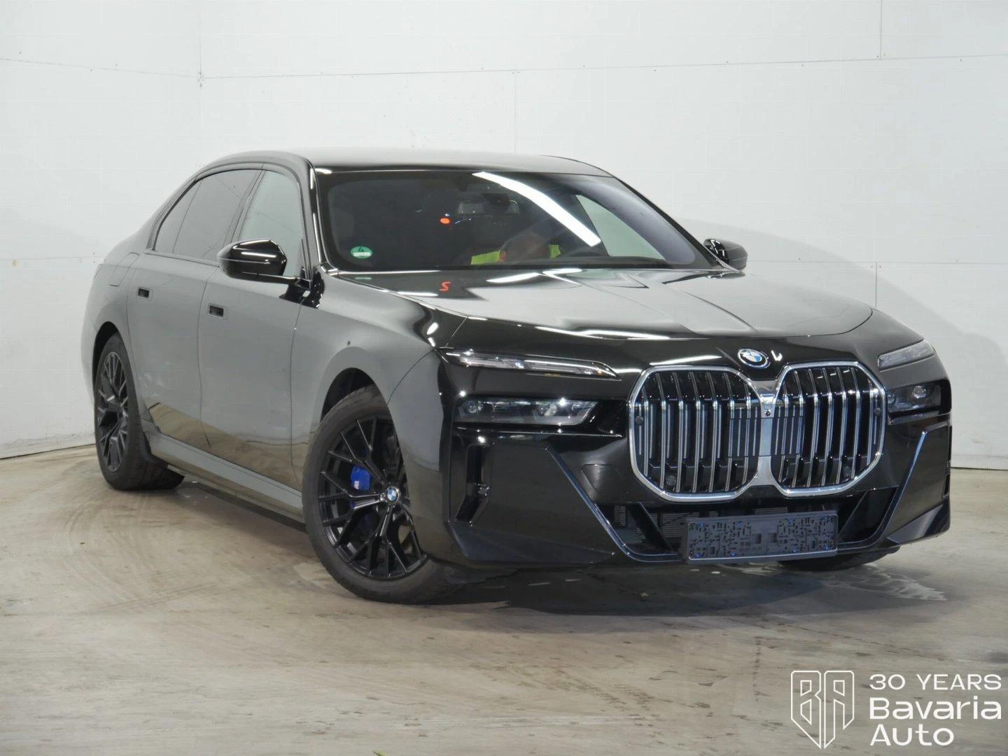 BMW 750 e xDrive M Sport Paket - изображение 4
