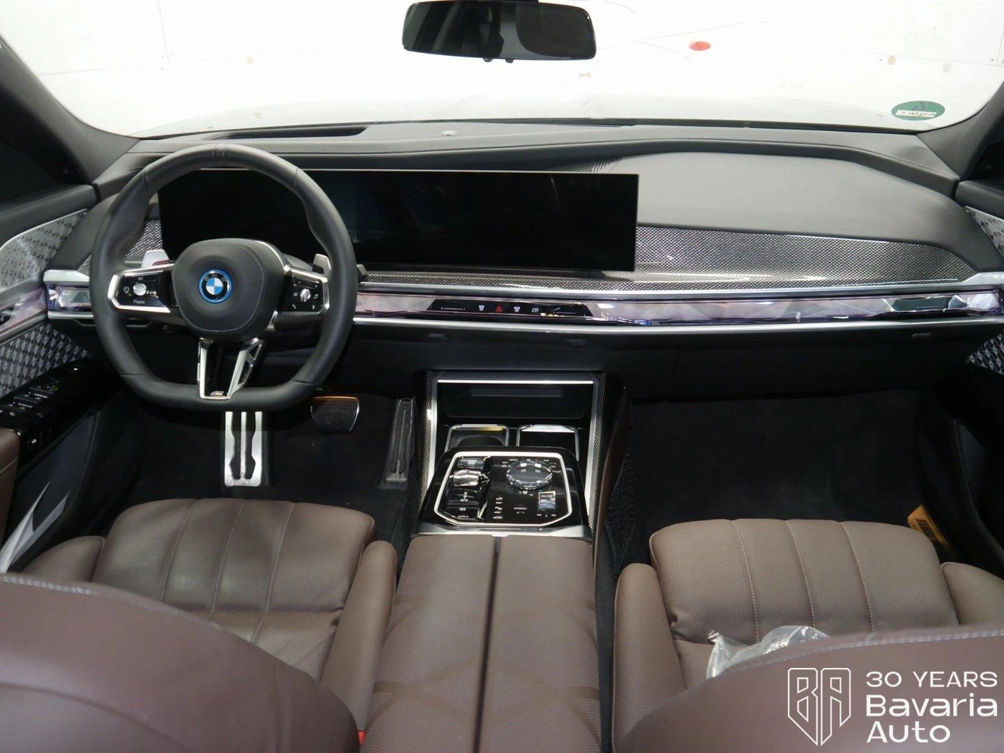 BMW 750 e xDrive M Sport Paket - изображение 6