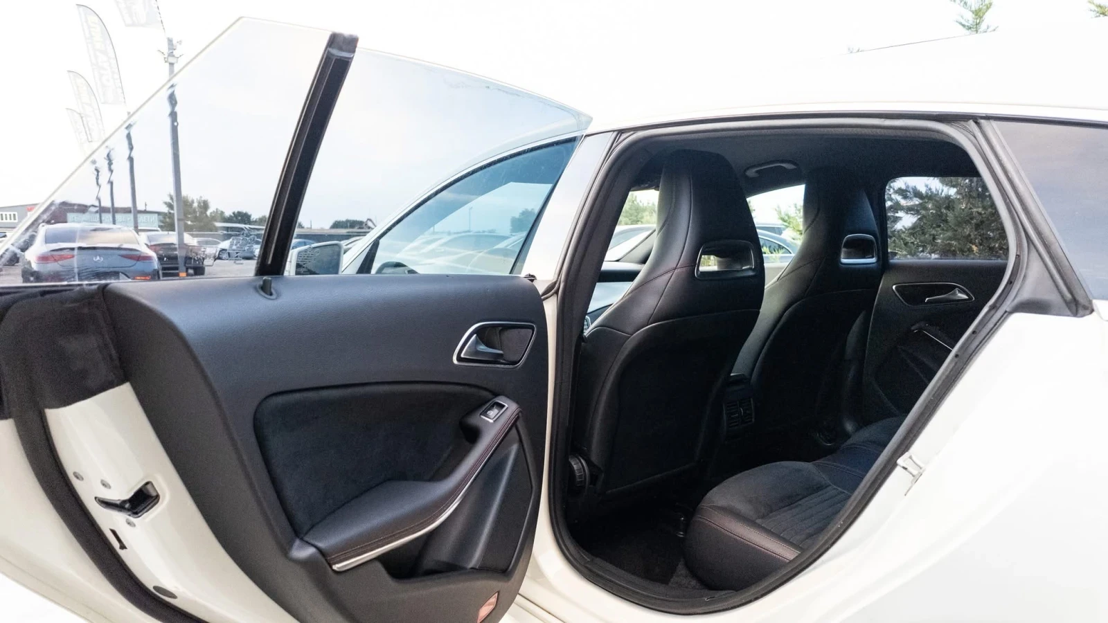 Mercedes-Benz CLA 220 D EDITION 1 FULL AMG LINE   100% | Mobile.bg   16