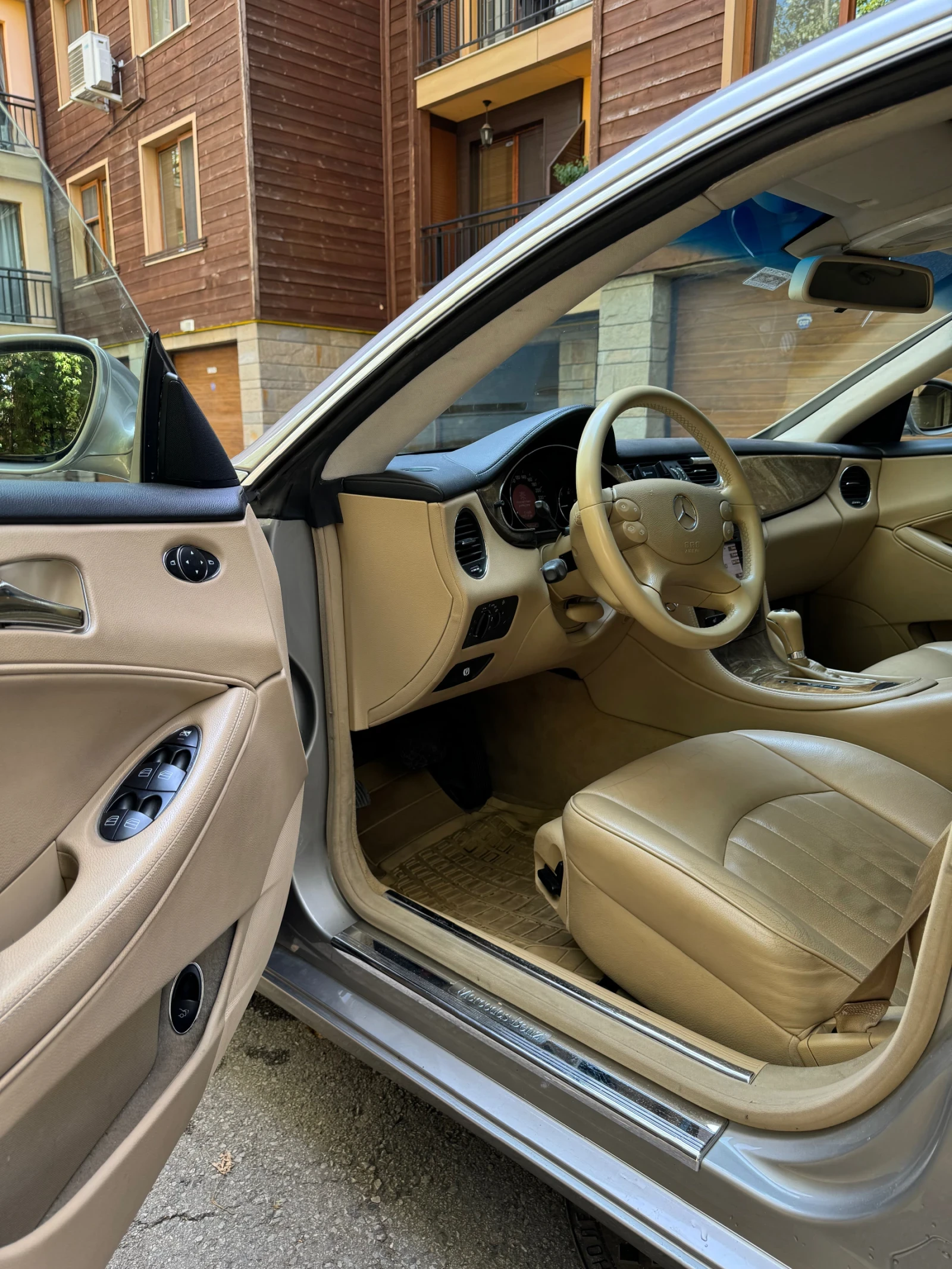 Mercedes-Benz CLS 320  - изображение 7