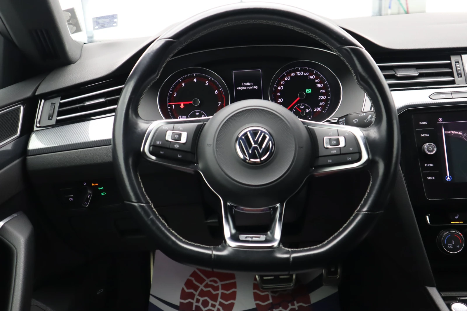 VW Arteon R Line / 2.0 / DISTRONIC /    | Mobile.bg   13