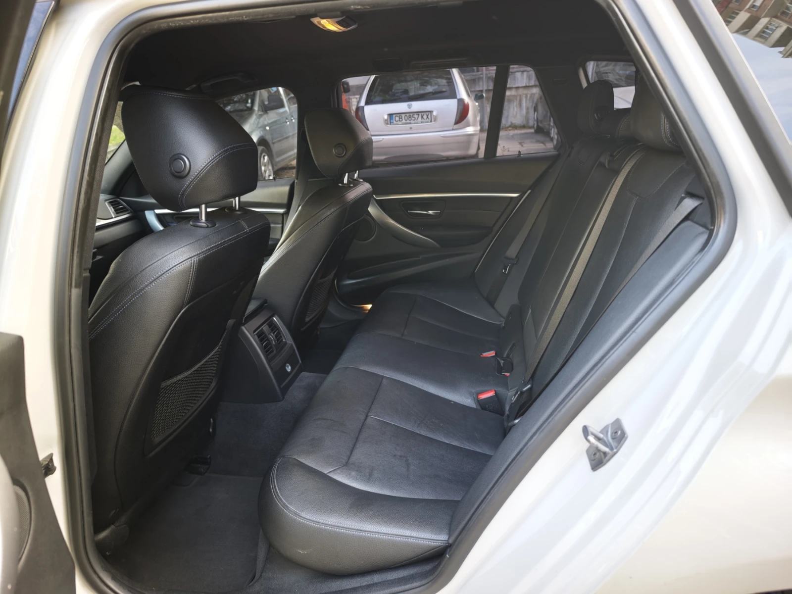 BMW 320 M-PACK, XDRIVE | Mobile.bg   9