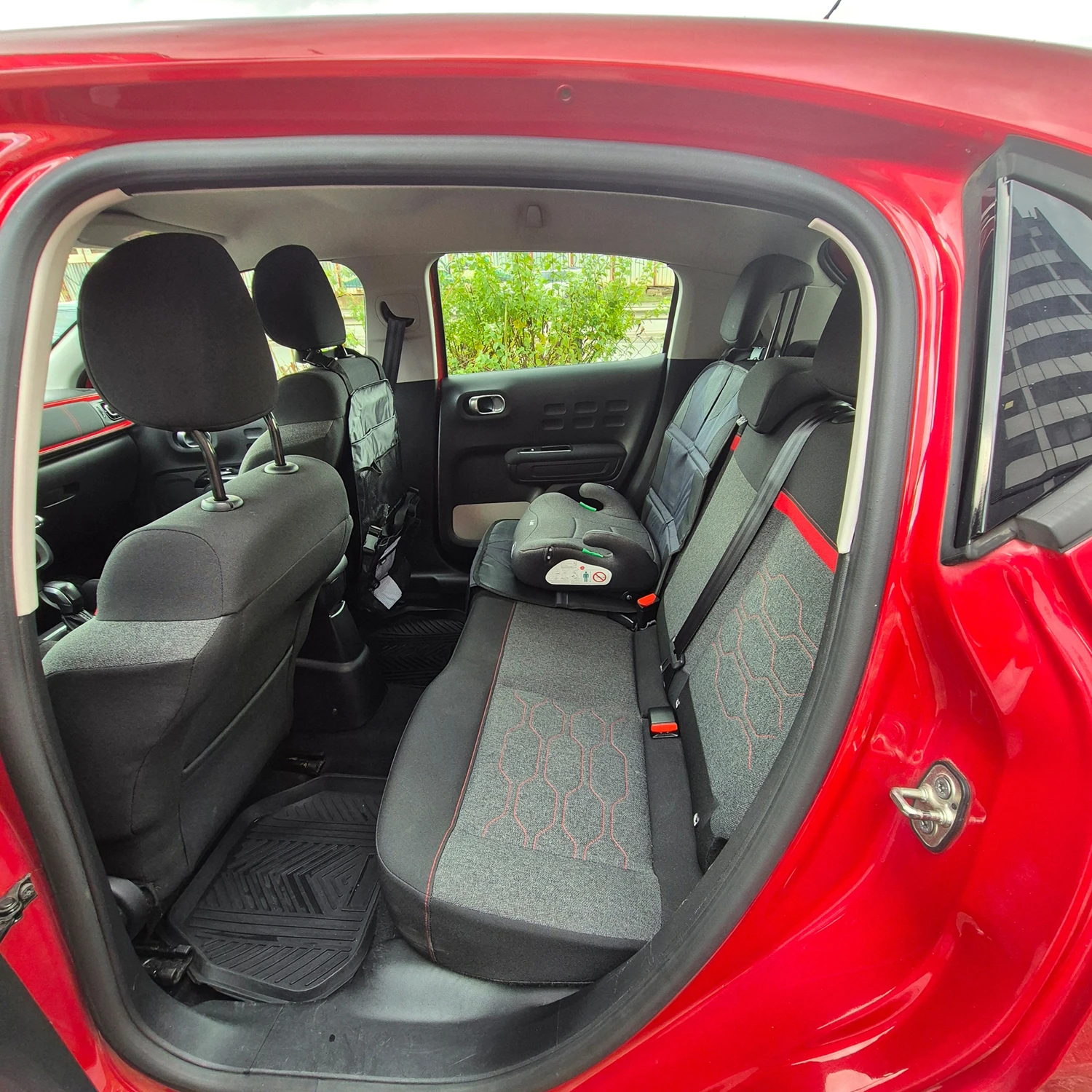 Citroen C3  PureTech 110 S&S EAT6 Shine  Автоматик - изображение 9