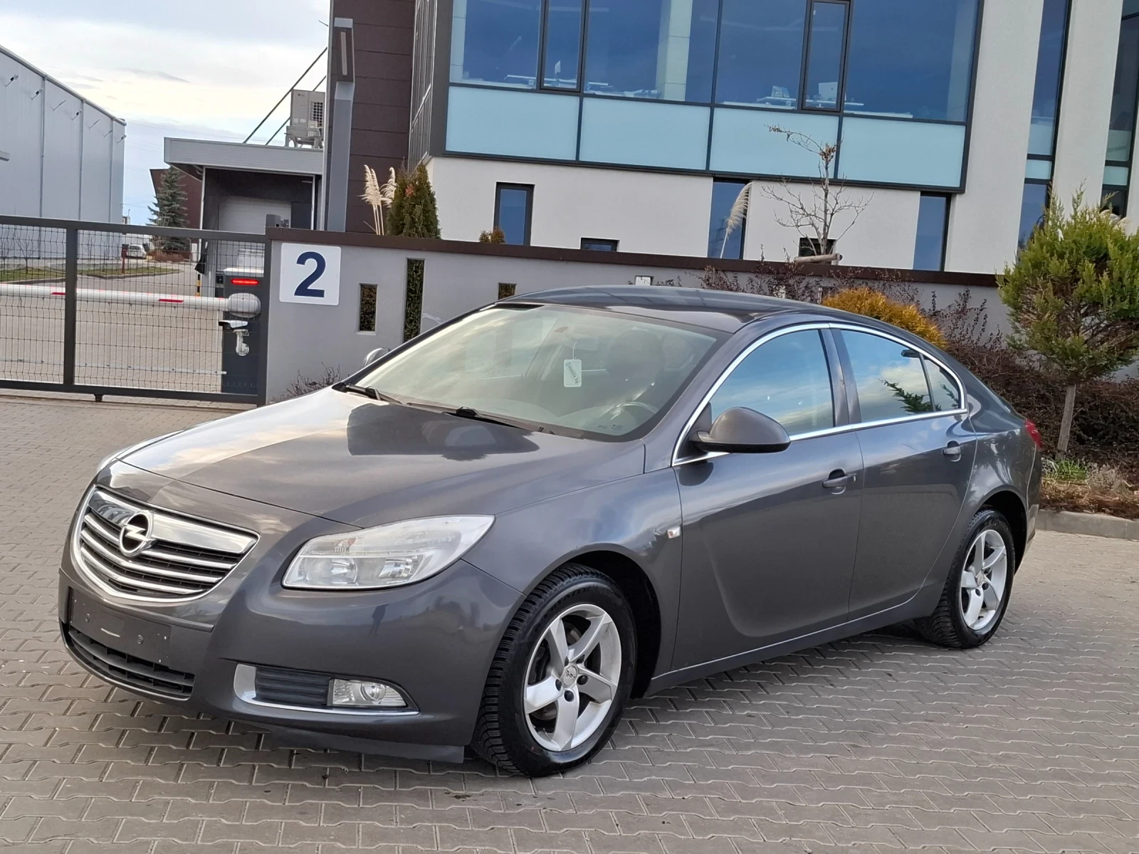 Opel Insignia 2.0CDTI* (131��)* �����������* * ��� ����* *  | Mobile.bg � ����������� 12