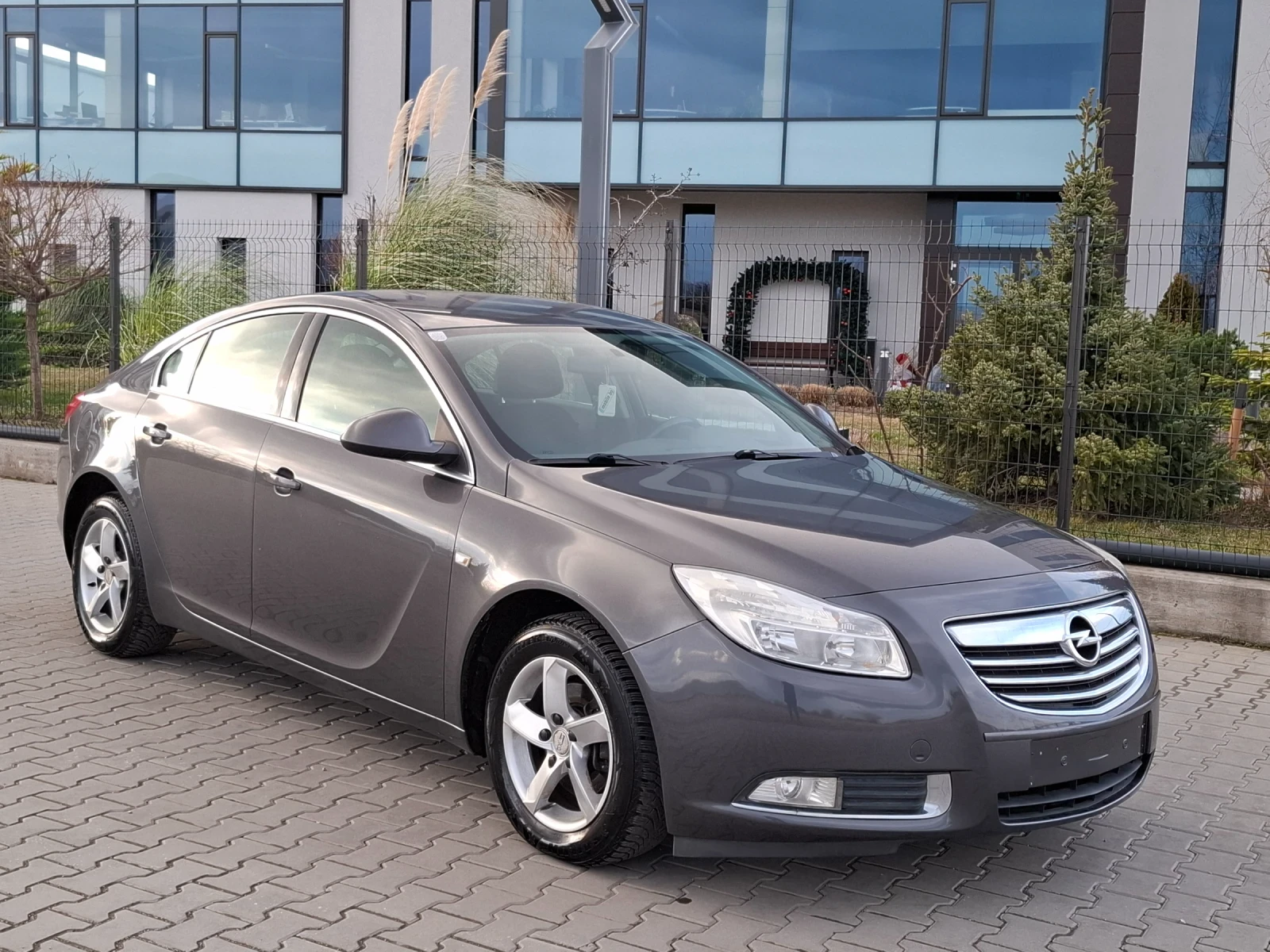 Opel Insignia 2.0CDTI* (131кс)* КЛИМАТРОНИК* * НОВ ВНОС* *  - изображение 5