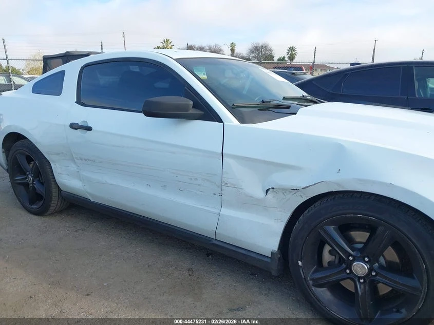 Ford Mustang Gt Premium, снимка 6 - Автомобили и джипове - 54002292