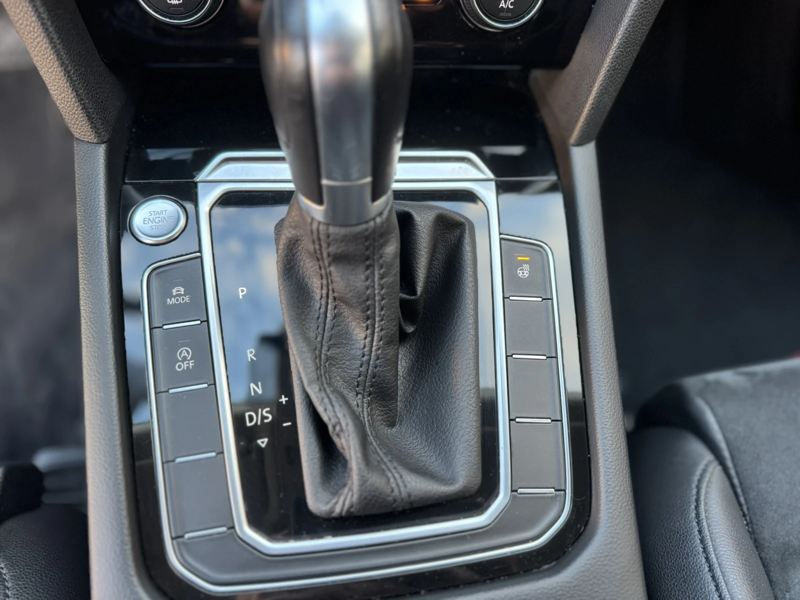 VW Passat 2.0 TDI 4Motion Highline, снимка 12 - Автомобили и джипове - 54175176