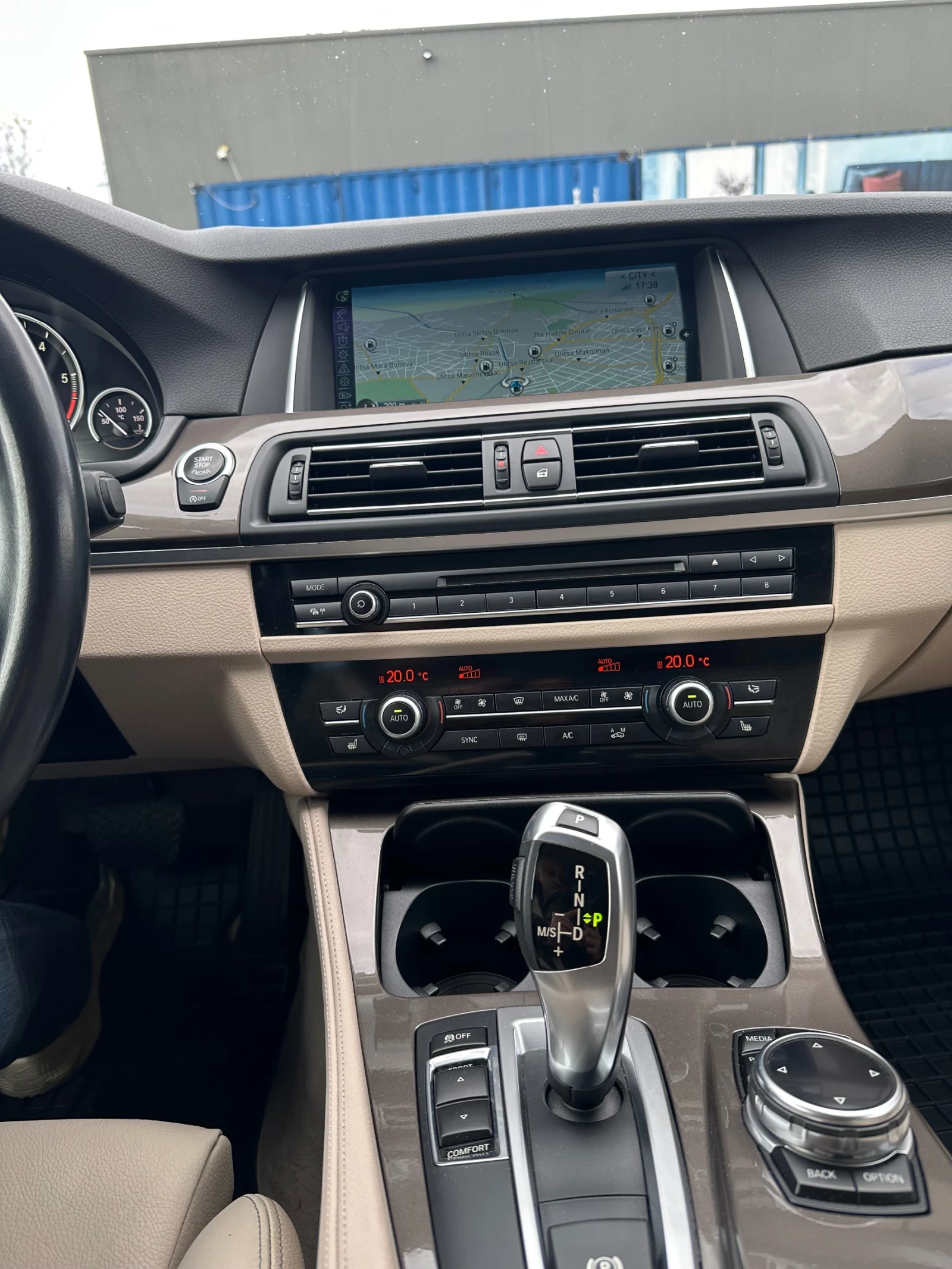 BMW 520 520 D, снимка 10 - Автомобили и джипове - 54238097