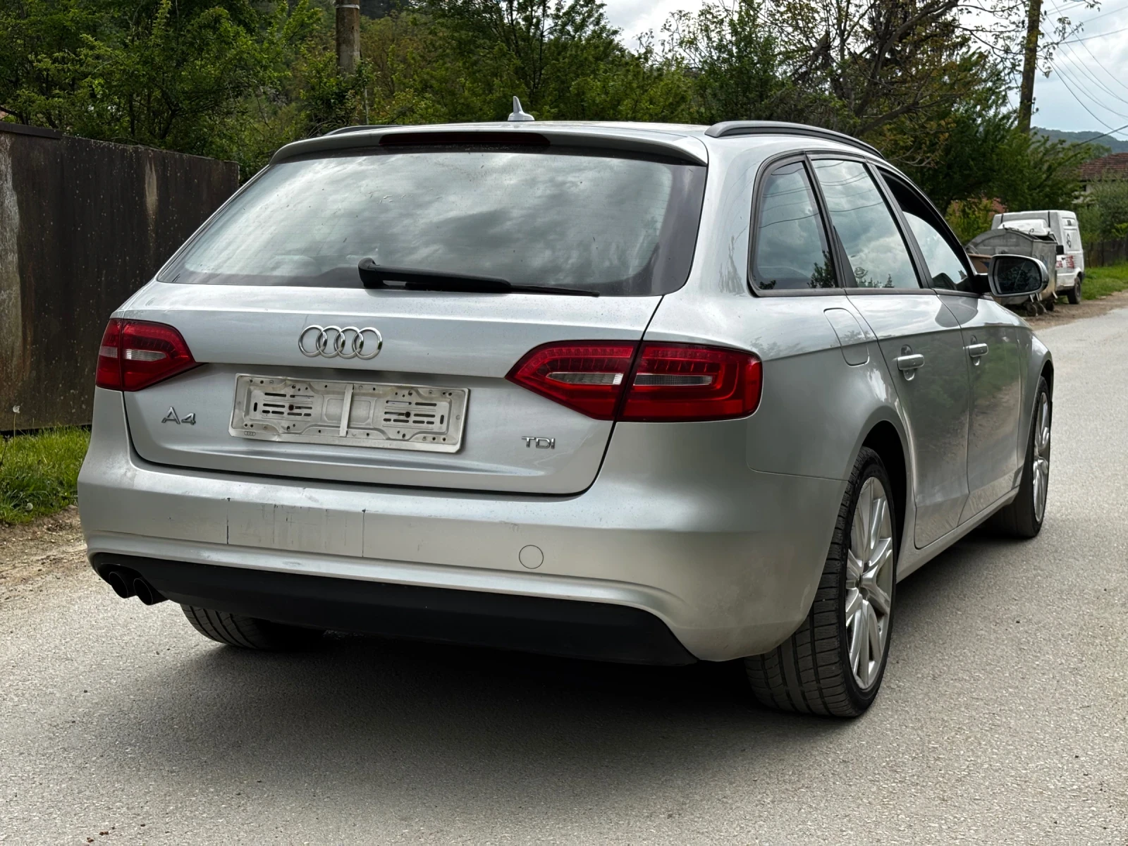 Audi A4 2.0 TDI 143, снимка 6 - Автомобили и джипове - 54461024
