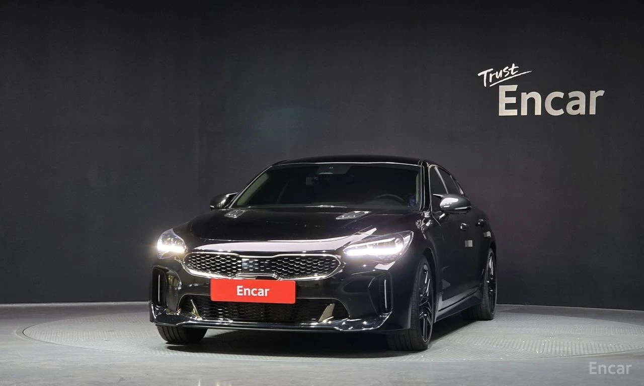 Kia Stinger 2.5* MASTERS* ПОДГРЕВ* ОБДУХВАНЕ* ХЕДЪП* 360КАМЕРА, снимка 3 - Автомобили и джипове - 54642269