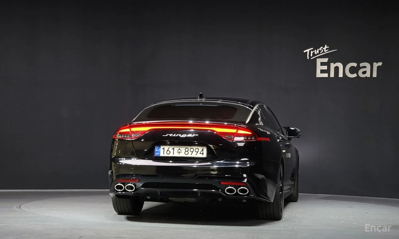 Kia Stinger 2.5* MASTERS* ПОДГРЕВ* ОБДУХВАНЕ* ХЕДЪП* 360КАМЕРА, снимка 4 - Автомобили и джипове - 54642269