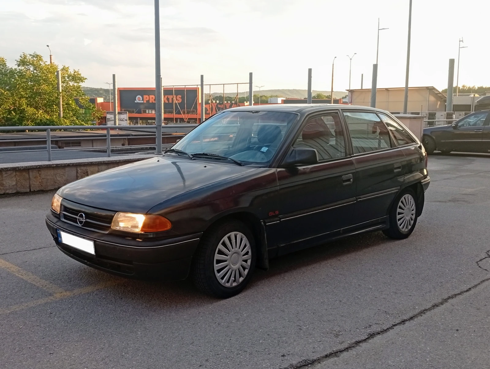 Opel Astra Газ , 6л./100км. , ЕЛ. пакет , Отлична !, снимка 2 - Автомобили и джипове - 54744906