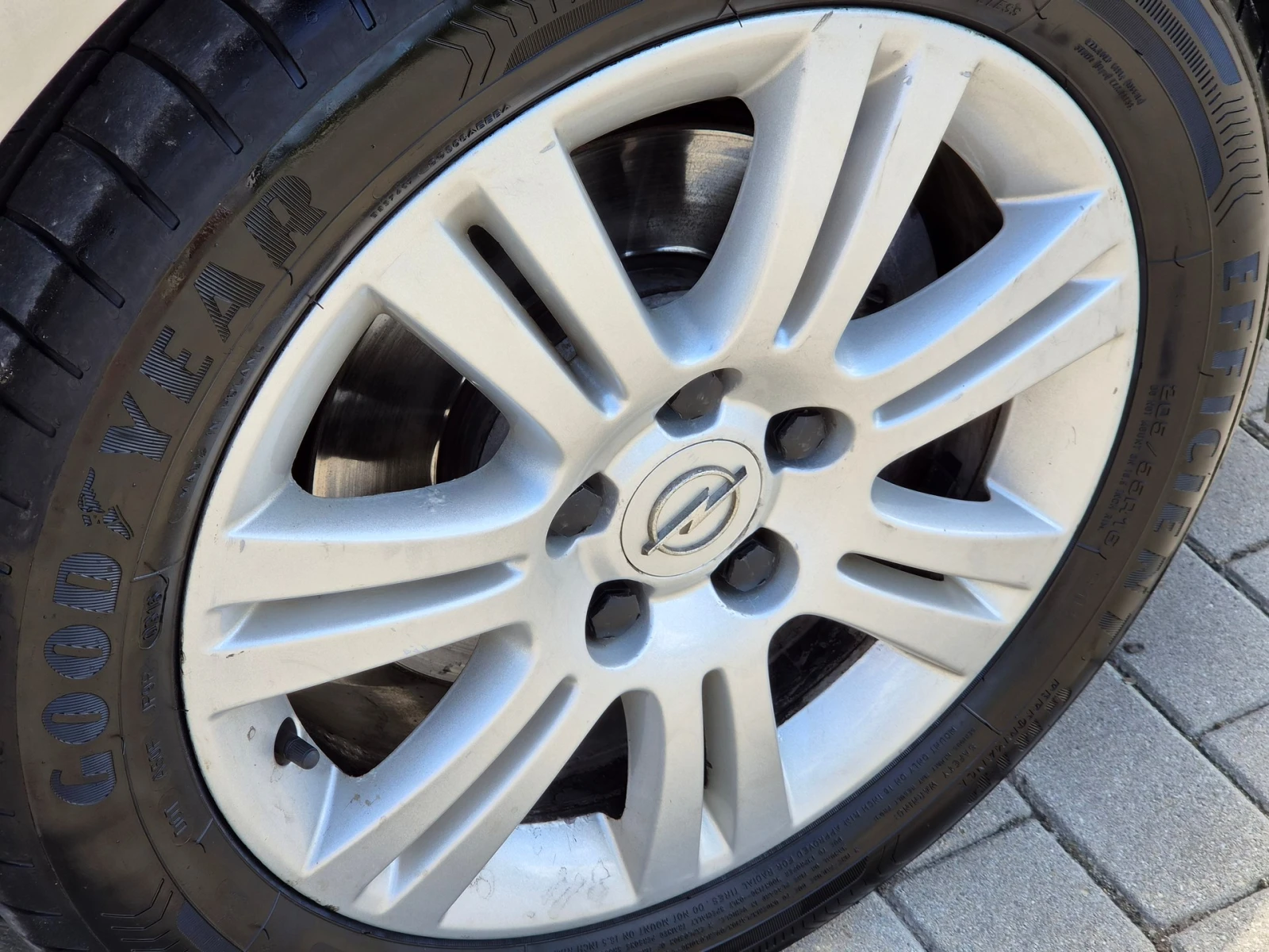 Opel Astra H GTC, снимка 16 - Автомобили и джипове - 55162077