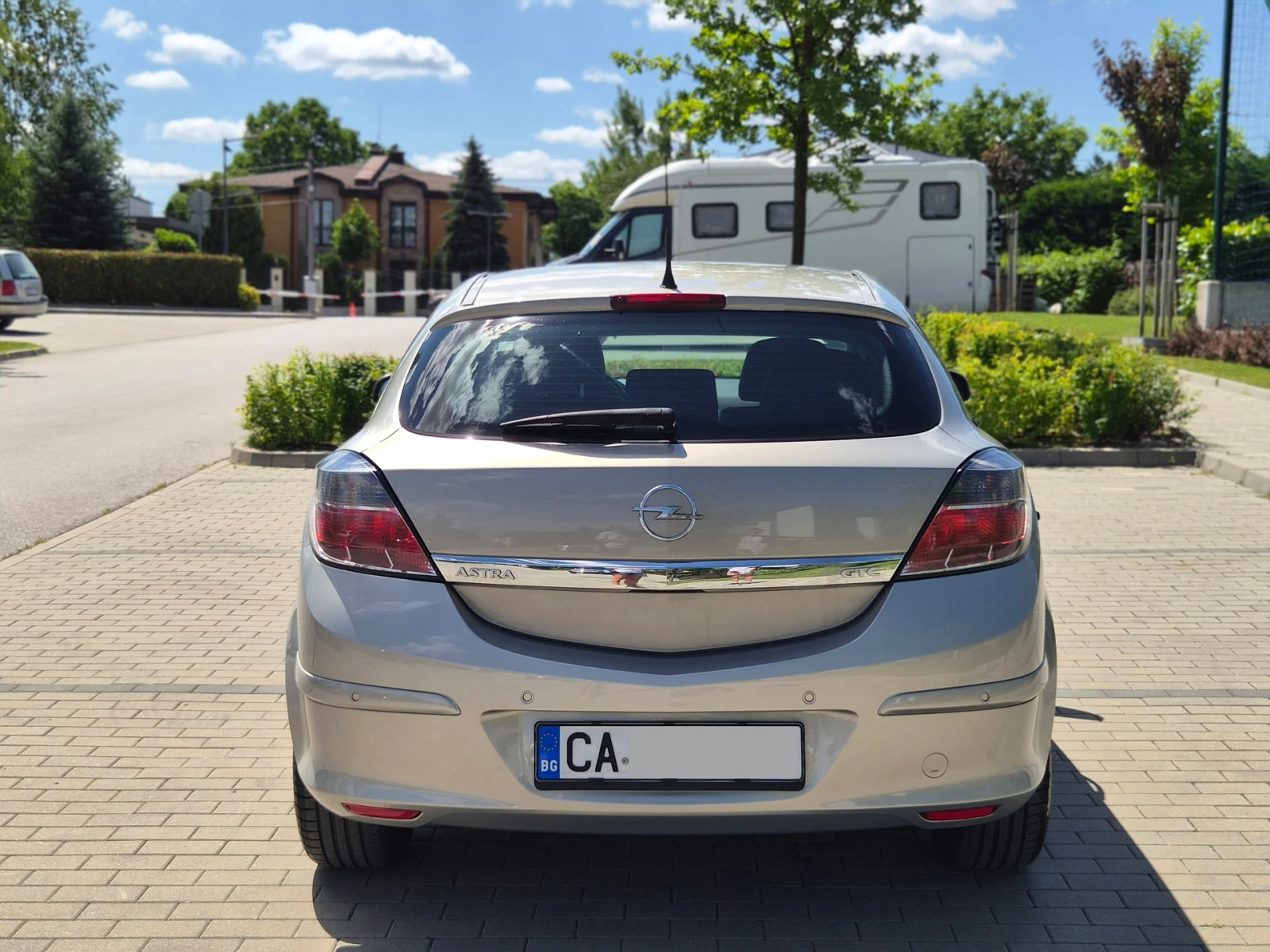 Opel Astra H GTC, снимка 6 - Автомобили и джипове - 55162077