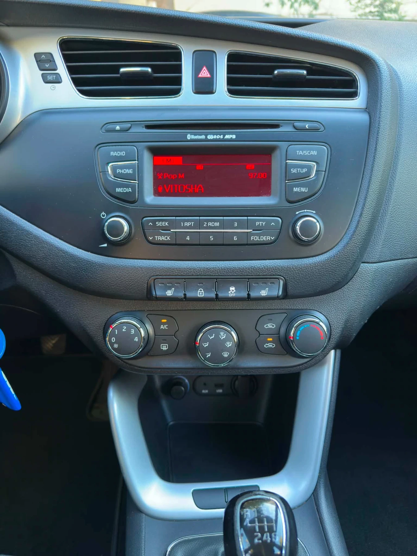 Kia Ceed 1.4  100кс, снимка 12 - Автомобили и джипове - 56058880