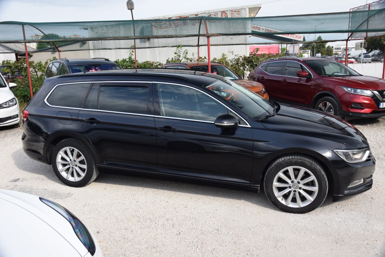 VW Passat 2.0 TDI automatic , снимка 8 - Автомобили и джипове - 56085345