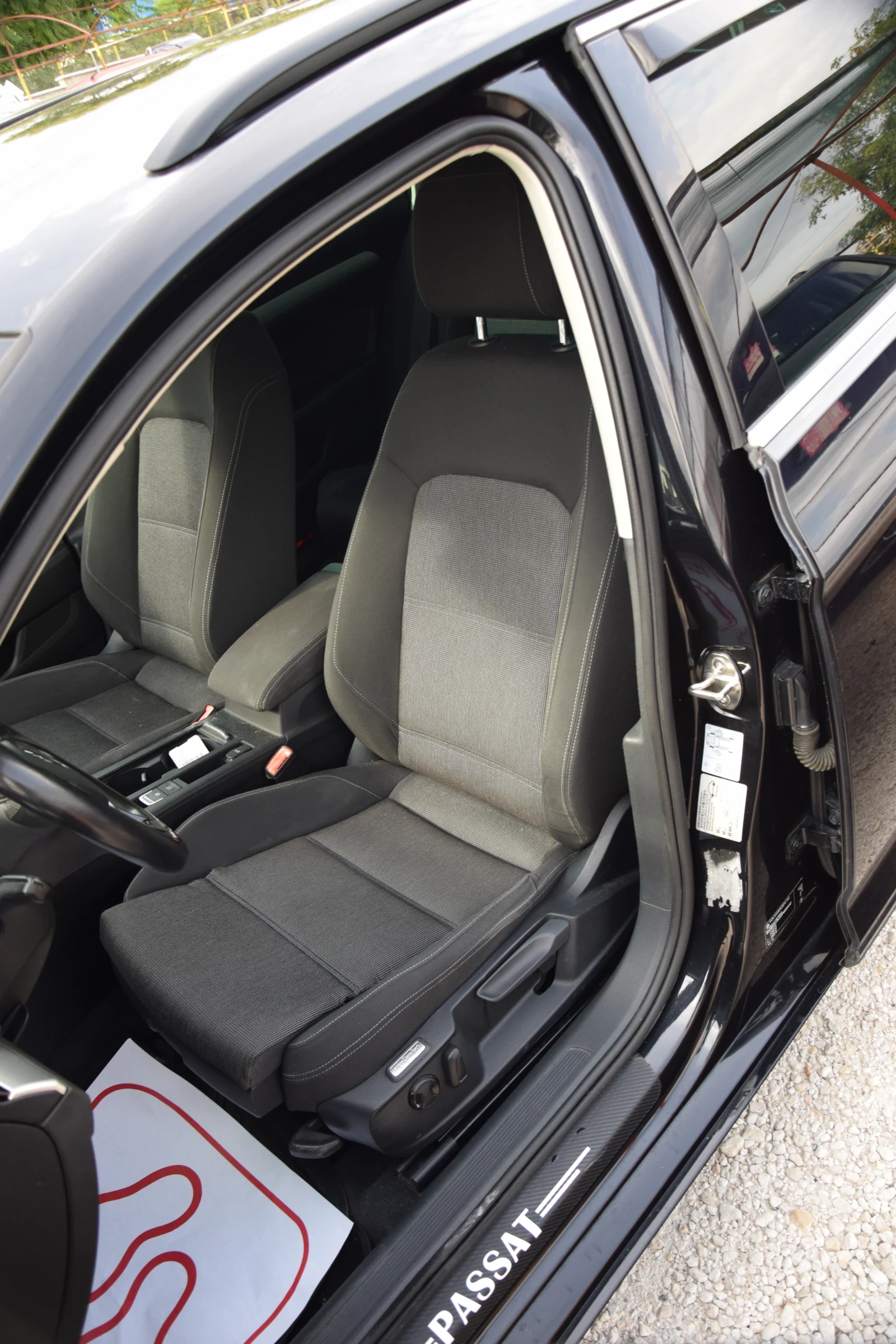 VW Passat 2.0 TDI automatic , снимка 9 - Автомобили и джипове - 56085345
