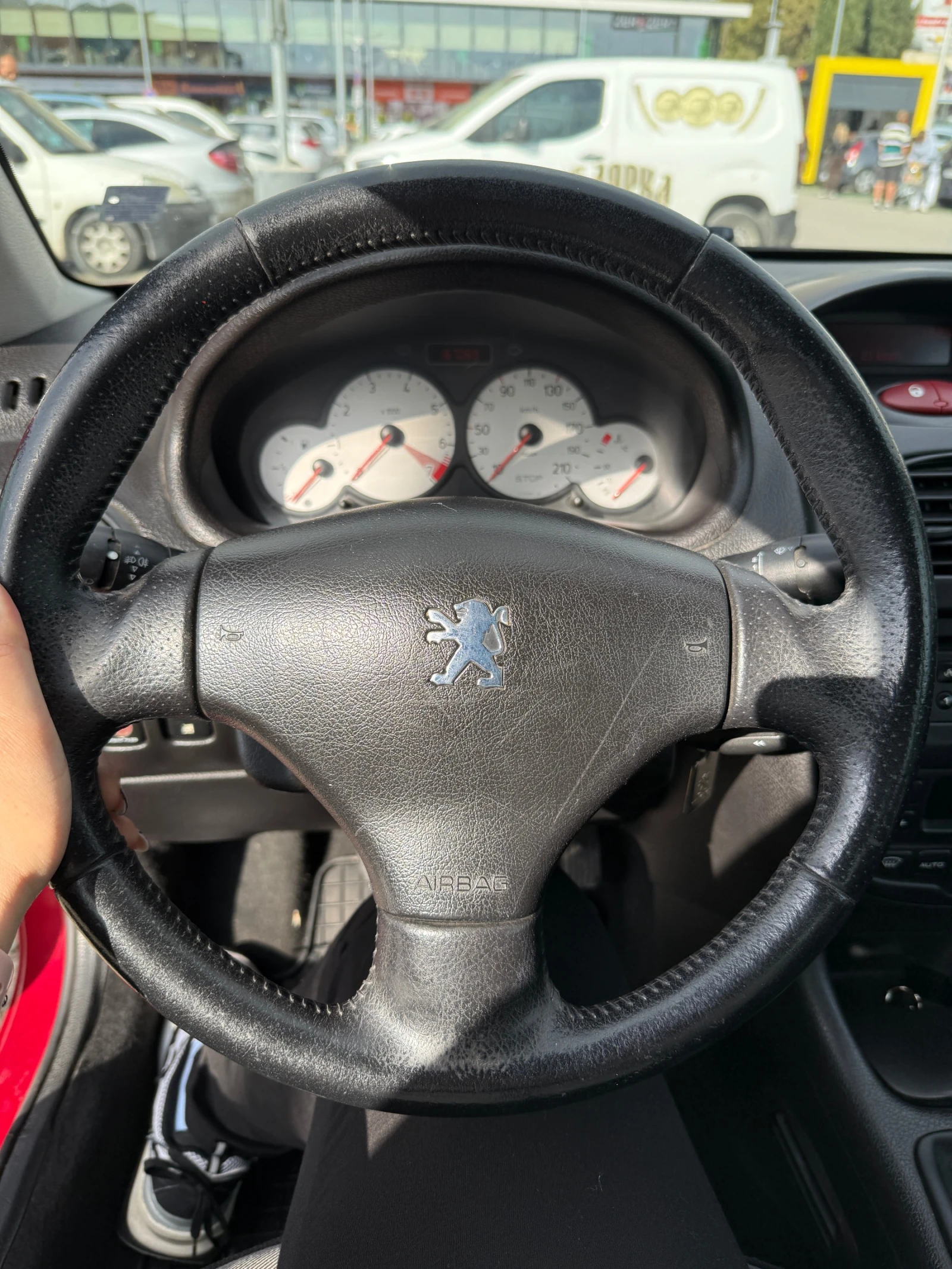Peugeot 206, снимка 13 - Автомобили и джипове - 56379029