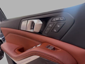 BMW X7 xDrive40i M-Sport | Loaded | 6-Pass | CleanCarfax! - 41500 € / 81166.94 лв. - 88779341 10