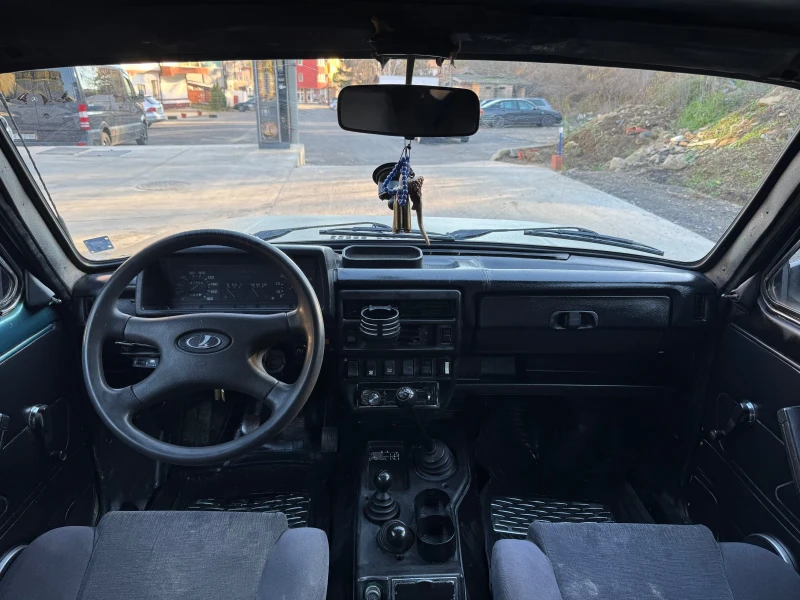 Lada Niva 1.7i, снимка 8 - Автомобили и джипове - 52818462
