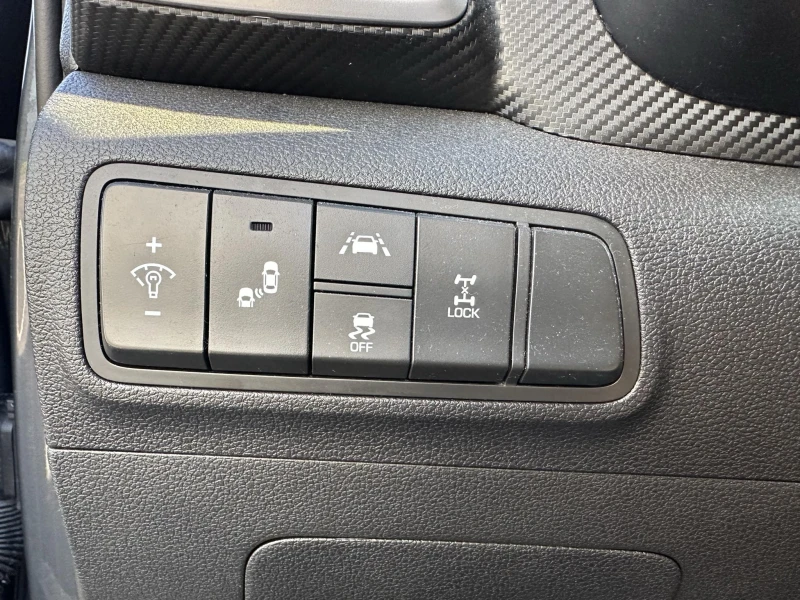 Hyundai Tucson, снимка 5 - Автомобили и джипове - 52824156