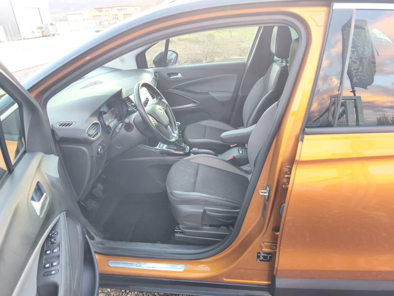 Opel Crossland X 1.6hdi 120hp, снимка 13 - Автомобили и джипове - 53395475