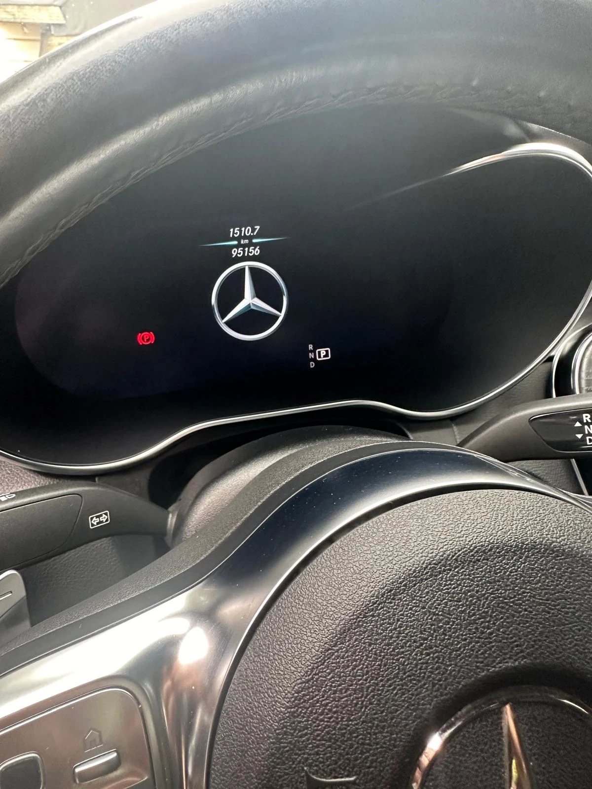 Mercedes-Benz GLC 300  - изображение 8
